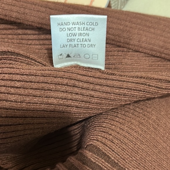 NWT Camila Coelho x Revolve Ellis Brown Ribbed Front Slit Midi Skirt - S - Picture 13 of 14